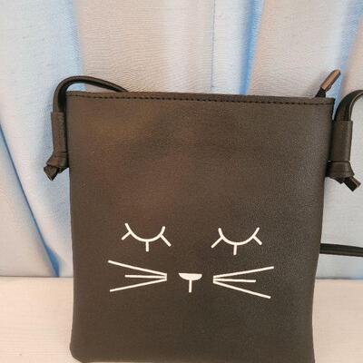 Lot 91:  New Kitty Purse and Chala Keychain Coin Purse 