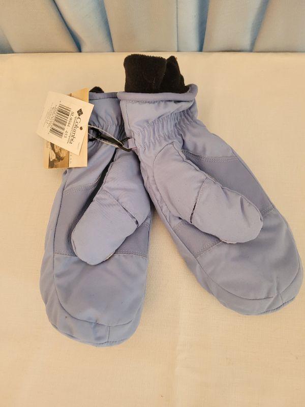 Lot 94 New Columbia Light Blue Mittens