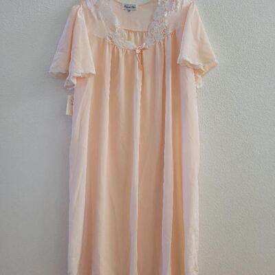 Lot 105: New Old Stock CHRISTIAN DIOR Night Gown