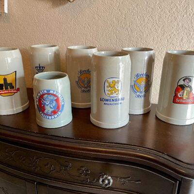 LOT 104  COLLECTION OF GERMAN BEER STEINS 