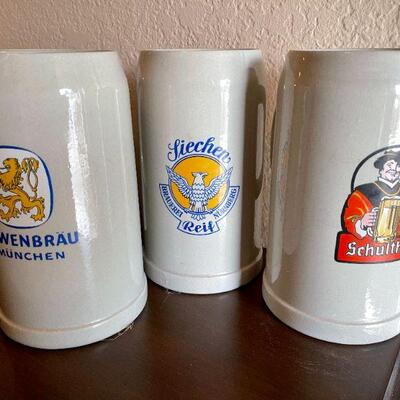 LOT 104  COLLECTION OF GERMAN BEER STEINS 