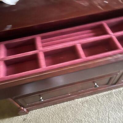 LOT 218. LIVING SPACES MT VIEW LINE MAHOGANY CONSOLE DRESSER W/HIDDEN DRAWERS! 