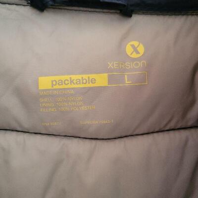 Lot 128: Adult Jacket size Large