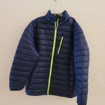 Lot 128: Adult Jacket size Large