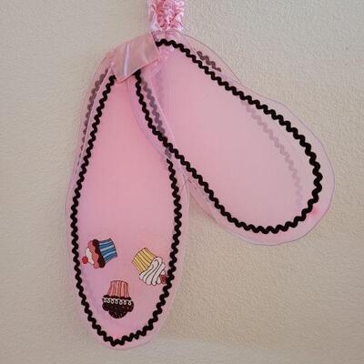 Lot 129: New Cupcake Dressup Dress and Fairy Wings