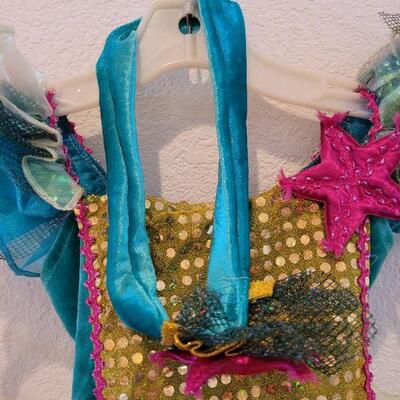 Lot 134: NEW Sea Princess DressUp Dress, Headband, Wings and Purse