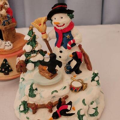 Lot 154: Vintage Christmas Music Box and Penguin Lot