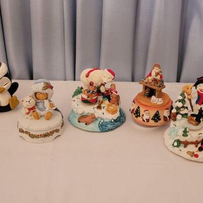 Lot 154: Vintage Christmas Music Box and Penguin Lot