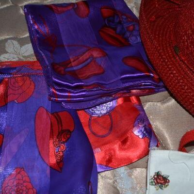 LOT 331 RED HAT SOCIETY ITEMS 