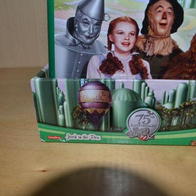 LOT 360 WIZARD OF OZ  JACK IN THE BOX