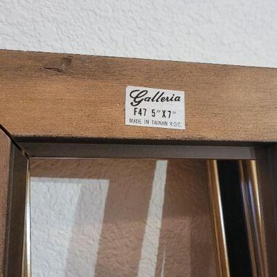 Lot 157: (3) Vintage 5" x 7" Wood Home Deco Frames by GALLERIA 