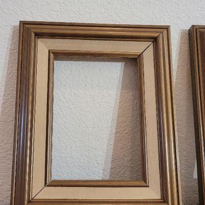 Lot 157: (3) Vintage 5" x 7" Wood Home Deco Frames by GALLERIA 
