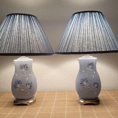 Lot 169: (2) Vintage 19" Tall Multi-Stage Table Lamps TESTED A+