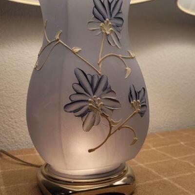 Lot 169: (2) Vintage 19" Tall Multi-Stage Table Lamps TESTED A+