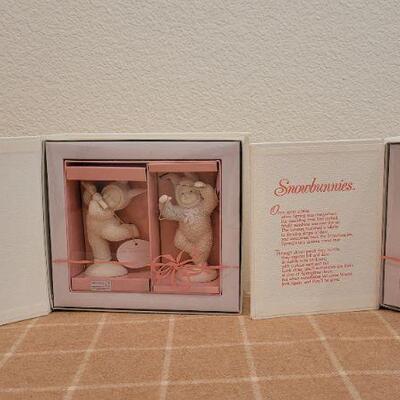 Lot 182: (2) Vintage New Dept. 56 SNOWBABIES Collectibles 