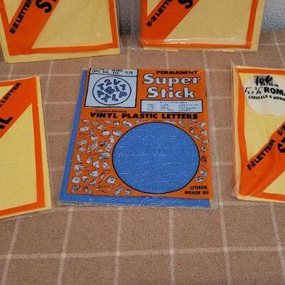 Lot 193: Assorted Vintage Stencil Packs Craft Art