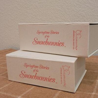 Lot 199: (2) Vintage New Dept. 56 SNOWBABIES Collectibles 