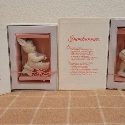 Lot 199: (2) Vintage New Dept. 56 SNOWBABIES Collectibles 