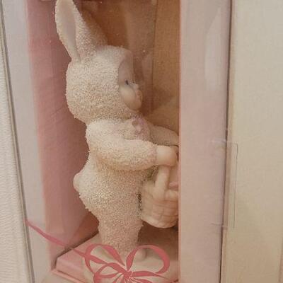 Lot 206: (2) Vintage New Dept. 56 SNOWBABIES Collectibles 