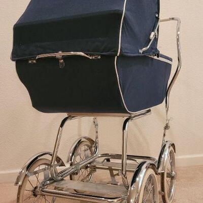 Lot 217: Vintage Mid Century Modern Fancy Pram and Bassinet