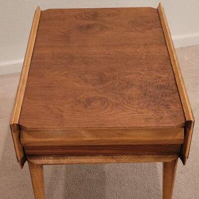 Lot 223: Vintage LANE Mid Century Modern Side Table w/ Drawer