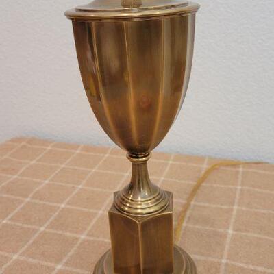 Lot 224: Vintage BRASS Table Lamp (no shade) TESTED A+