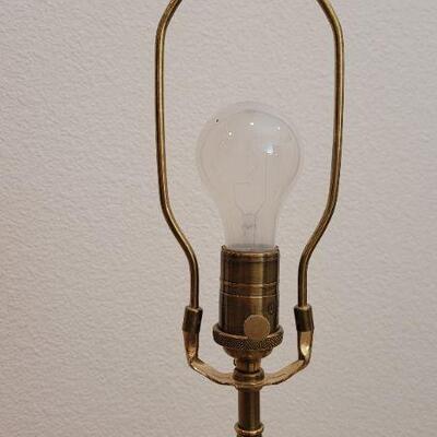 Lot 224: Vintage BRASS Table Lamp (no shade) TESTED A+