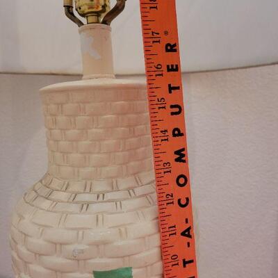 Lot 225: Vintage Woven Design Table Lamp w/ New Shade by CYPRESS POINT 