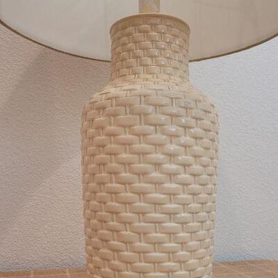 Lot 225: Vintage Woven Design Table Lamp w/ New Shade by CYPRESS POINT 