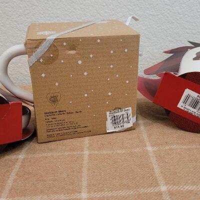 Lot 238: (3) New Deco Coffee Cups 