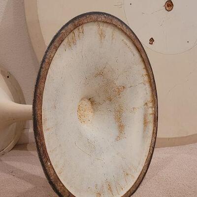 Lot 244: Vintage Mid Century Modern KNOLL Style Tulip Table 