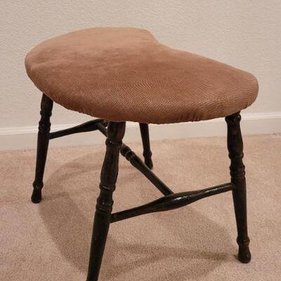 Lot 253: Vintage Stool Seat