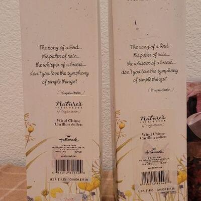Lot 261: (3) New Home Deco Selections - Potpourri + Hallmark Wind Chimes 