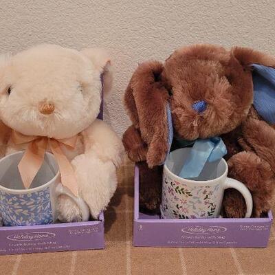 Lot 270: (2) New Easter Bunny HOLIDAY HOME feat. Coffee / Hot Chocolate Mugs