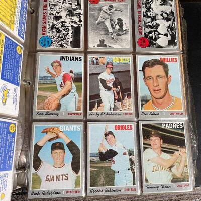 G1: 3" Binder Full of Baseball Cards and Memorabilia