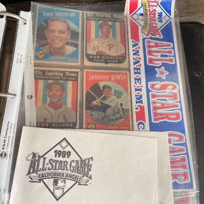 G1: 3" Binder Full of Baseball Cards and Memorabilia