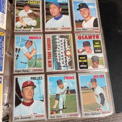 G1: 3" Binder Full of Baseball Cards and Memorabilia