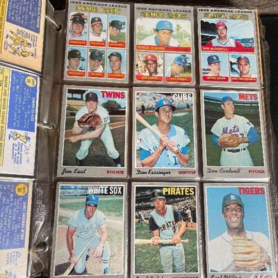 G1: 3" Binder Full of Baseball Cards and Memorabilia