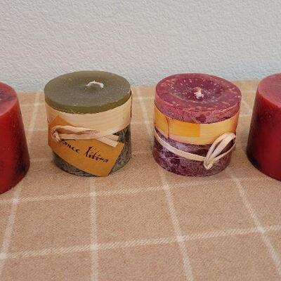 Lot 17: Assorted NEW Home Deco Candles