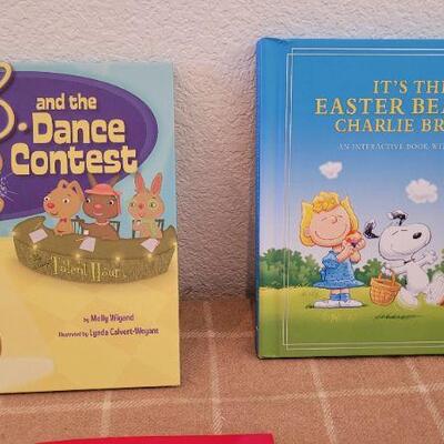 Lot 22: Assorted Children's Books