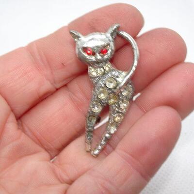 Silver Tone Rhinestone Red Eyed Cat Pin 