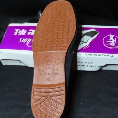 Ladies martial art shoes
