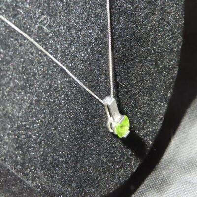 14K white Gold and Peridot Necklace