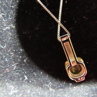14K white Gold and Peridot Necklace
