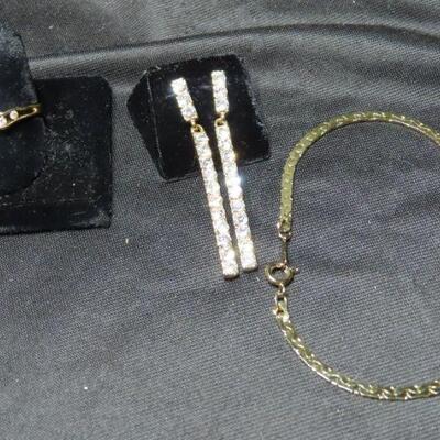 Gold Tone Set