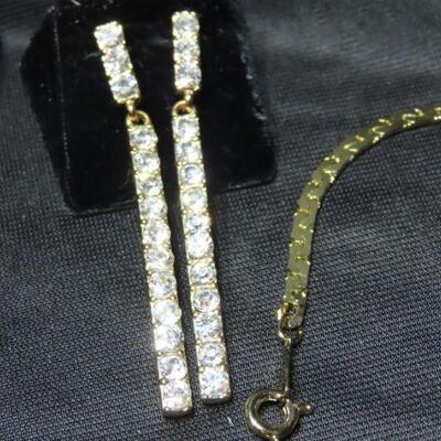 Gold Tone Set