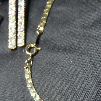 Gold Tone Set