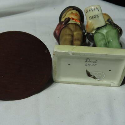 Miniature figures 