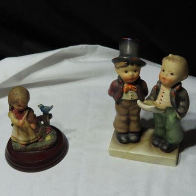 Miniature figures 