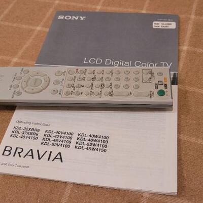 Lot 32: Sony Bravia 32